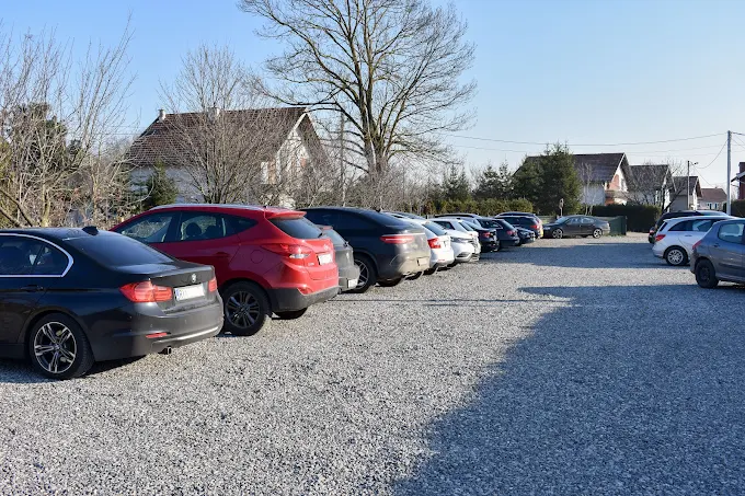 ParkBuddy parking – pogled s automobilima